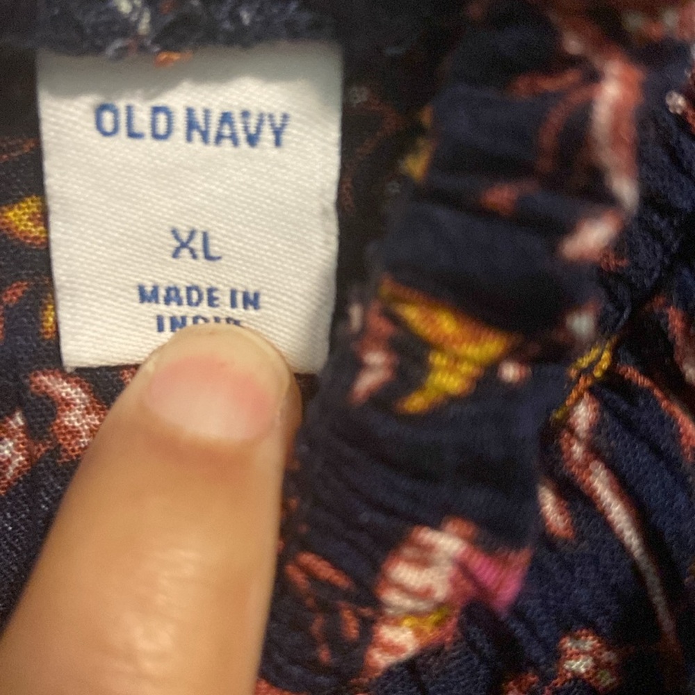 Old Navy Floral Off-Shoulder Maxi Dress - Picture 2 of 5